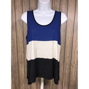 Studio Y size Medium tank with textured dots